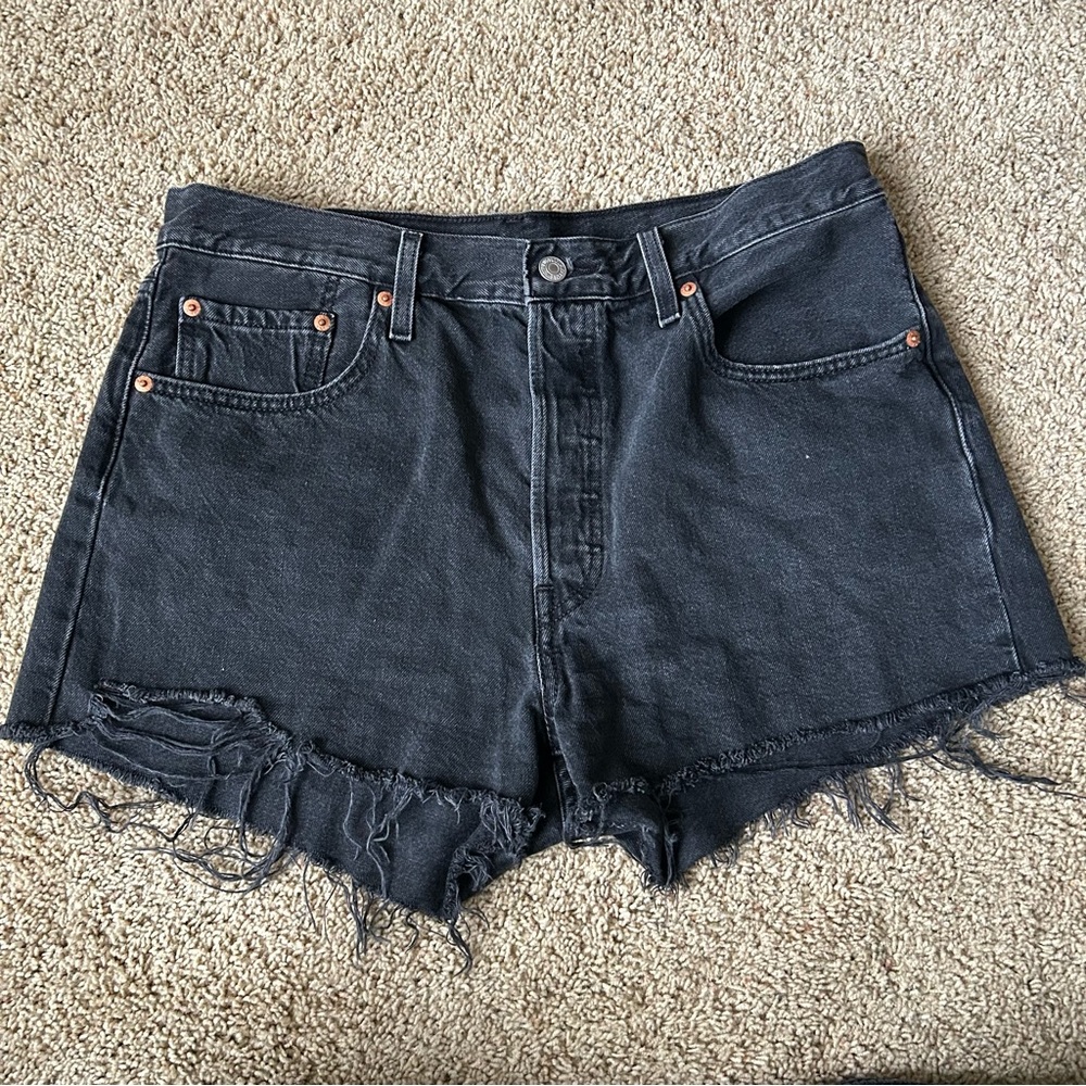 Levi’s 501 Women's Black Denim Shorts